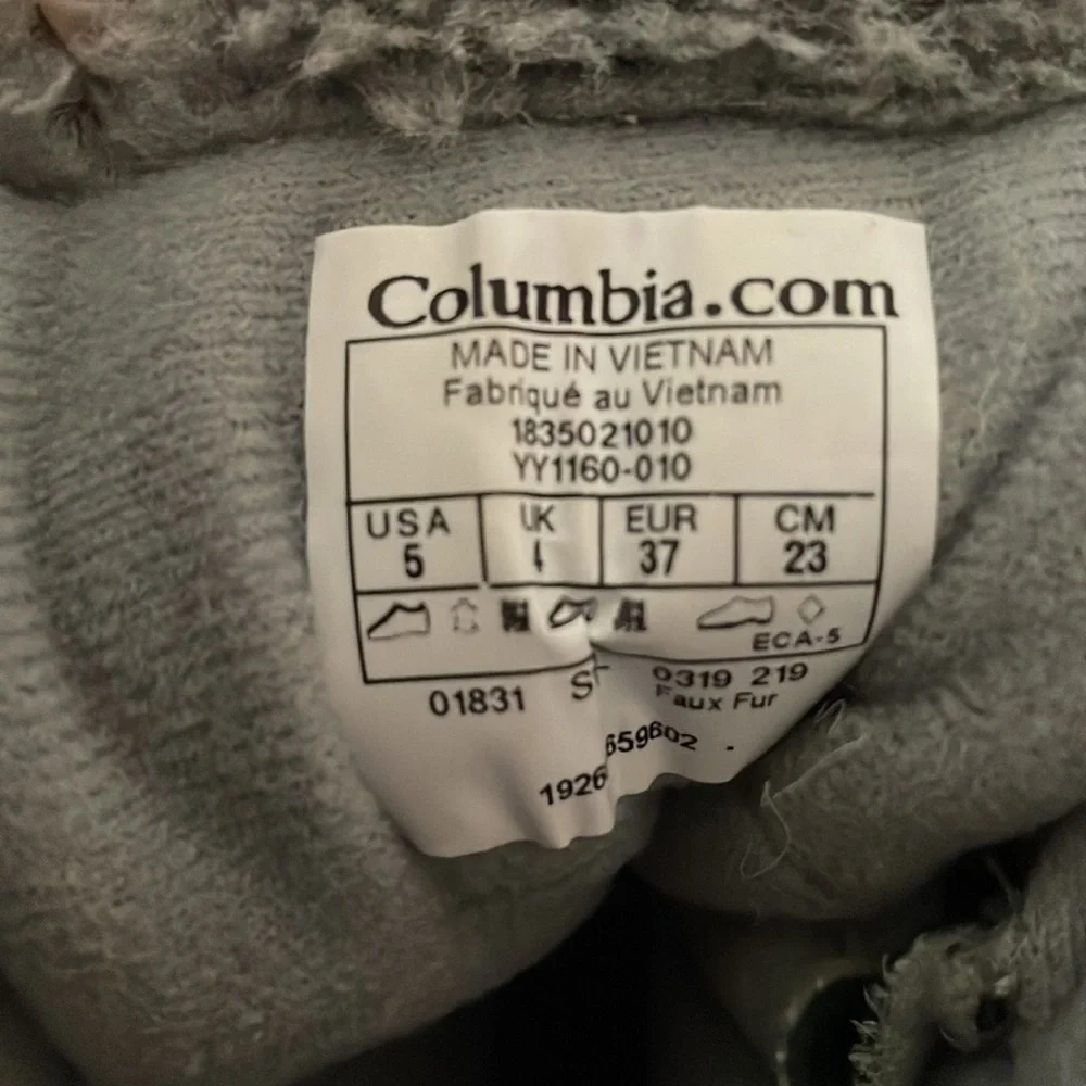 COLUMBIA Snow Boots Size 5